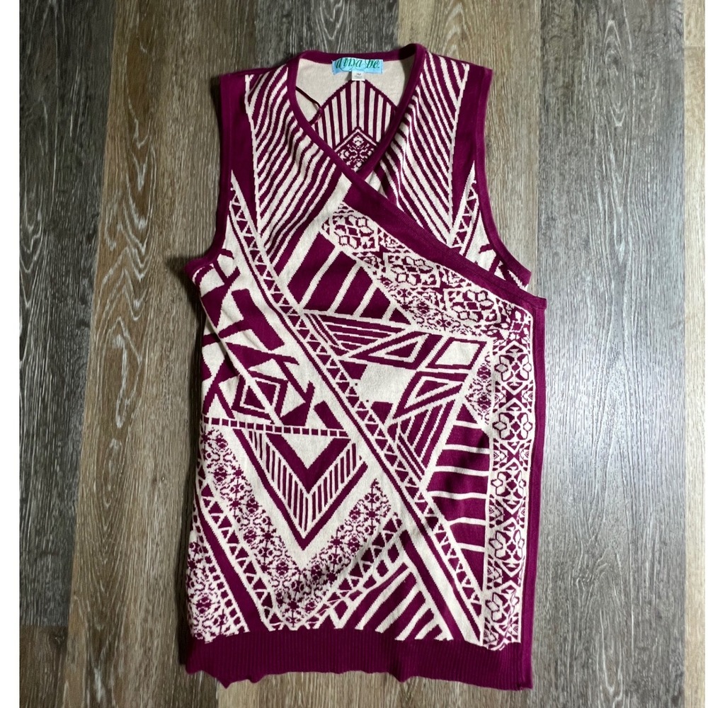 Anna Be Sweater Vest Womens Medium Burgundy Geometric Tribal Knit Sleeveless